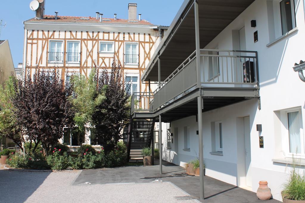 Hôtel jardin Le Pasteur Châlons-en-Champagne Exterior foto