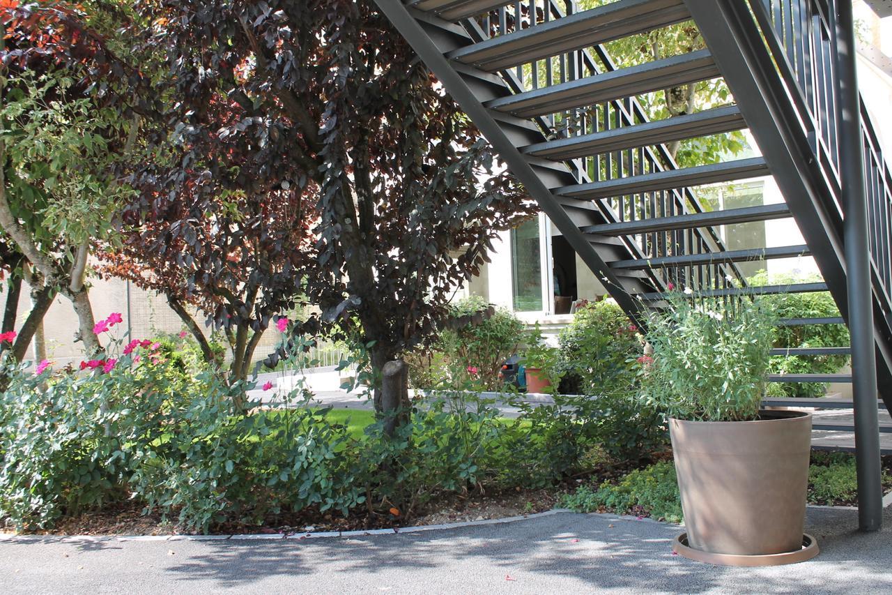 Hôtel jardin Le Pasteur Châlons-en-Champagne Exterior foto